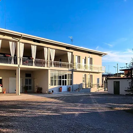 Corte Viviani Bed & Breakfast Carzago Riviera